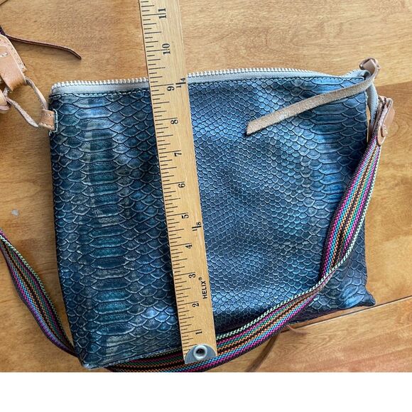 Consuela Thunderbird Snake Print Embossed Sling Crossbody Bag Leather EXCELLENT - Picture 15 of 16